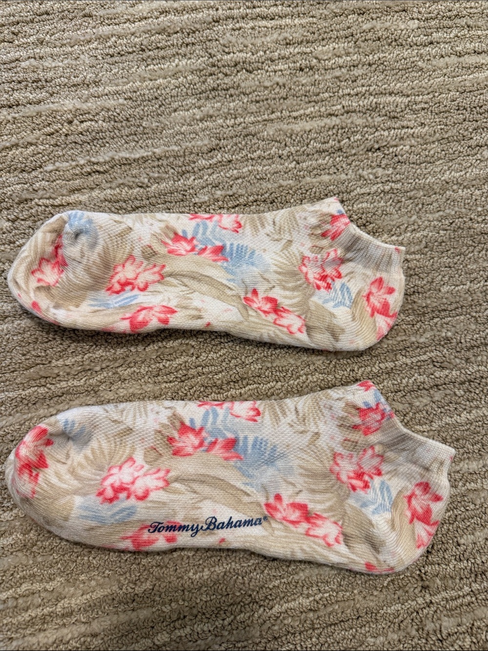 Tommy Bahama floral socks